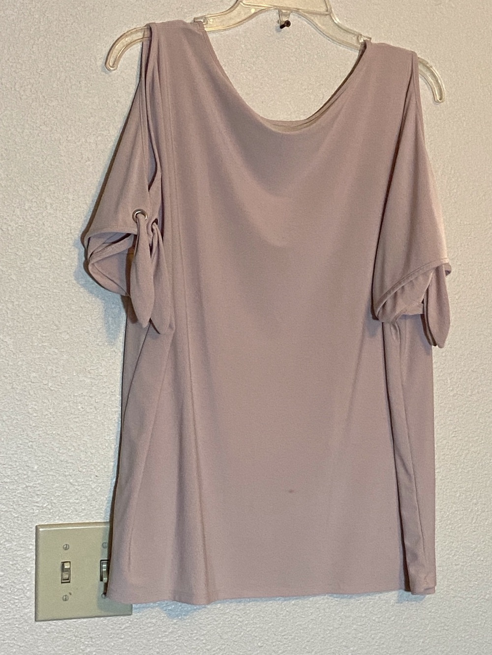 DKNY Taupe Cold-Shoulder Tie Sleeve Top Size XL